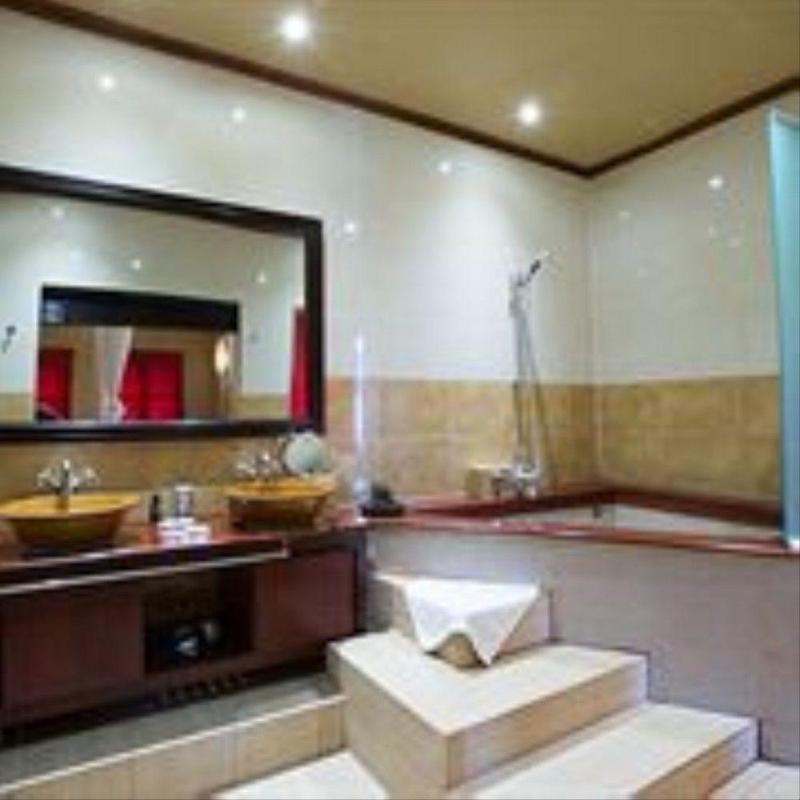 The Villa Paradiso Ltd. Phnom Penh Exterior photo